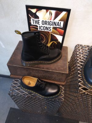Dr. Martens Bedford Ave. by null