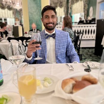 The Greenbrier - Suit & tie dinner at the main dinner - Resorts Near Me - White Sulphur Springs, West Virginia The Greenbrier - Suit & tie dinner at the main dinner - Resorts Near Me - White Sulphur Springs, West Virginia