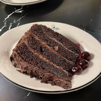 Sinatra - Chocolate cake - Italian Near Me - Nashville, Tennessee