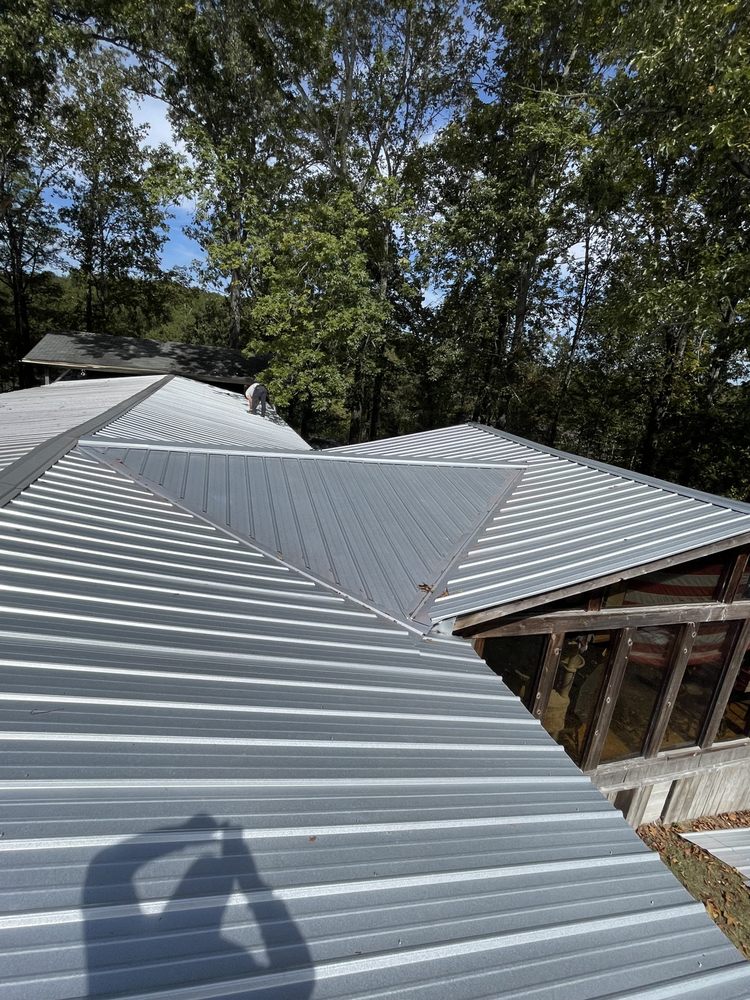 Slide of Mendez Men Construction