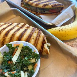 Tropical Smoothie Cafe - Pesto chicken flatbread