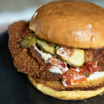 Hetchy's Hots - Hetch Calabria - calabrain spice, bb pickles, mama lil's pepper, lemon aioli - Chicken Shop Near Me - San Francisco, California