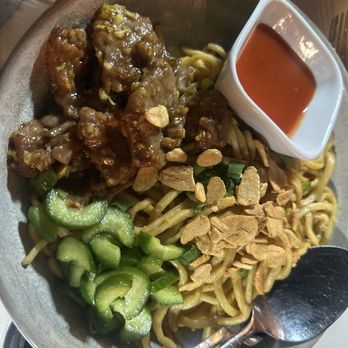 Burma Love - Burmese Near Me - Menlo Park, California