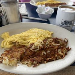 Scrambled eggs and hash browns.