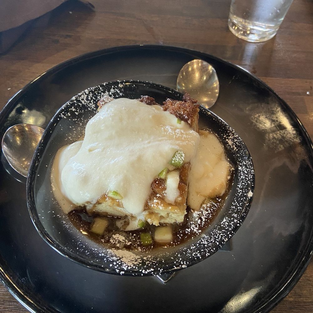 113 Main - Apple bread pudding - Cocktail Bars Near Me - Sandpoint, Idaho