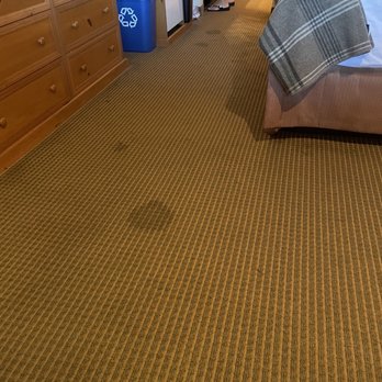 Cousins Country Inn - Stains on the dirty carpet - Hotels Near Me - The Dalles, Oregon Cousins Country Inn - Stains on the dirty carpet - Hotels Near Me - The Dalles, Oregon
