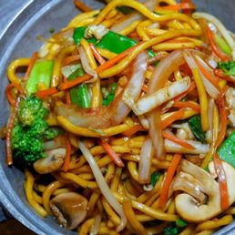 House Lo Mein
