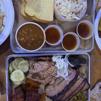 Stiles Switch BBQ & Brew - Brisket Pulled Pork Chopped Beef Pinto Beans Mac & Cheese Switch Cole Slaw - Barbeque Near Me - Austin, Texas