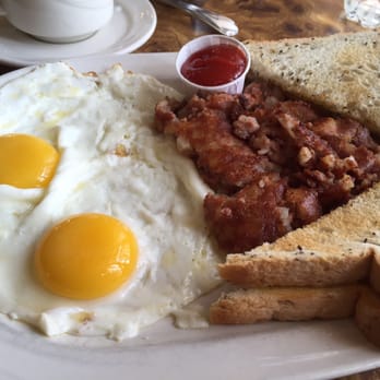The Gathering Place Restaurant - Corned beef hash breakfast - nice crust from the griddle! - Breakfast & Brunch Near Me - Grand Rapids, Michigan The Gathering Place Restaurant - Corned beef hash breakfast - nice crust from the griddle! - Breakfast & Brunch Near Me - Grand Rapids, Michigan