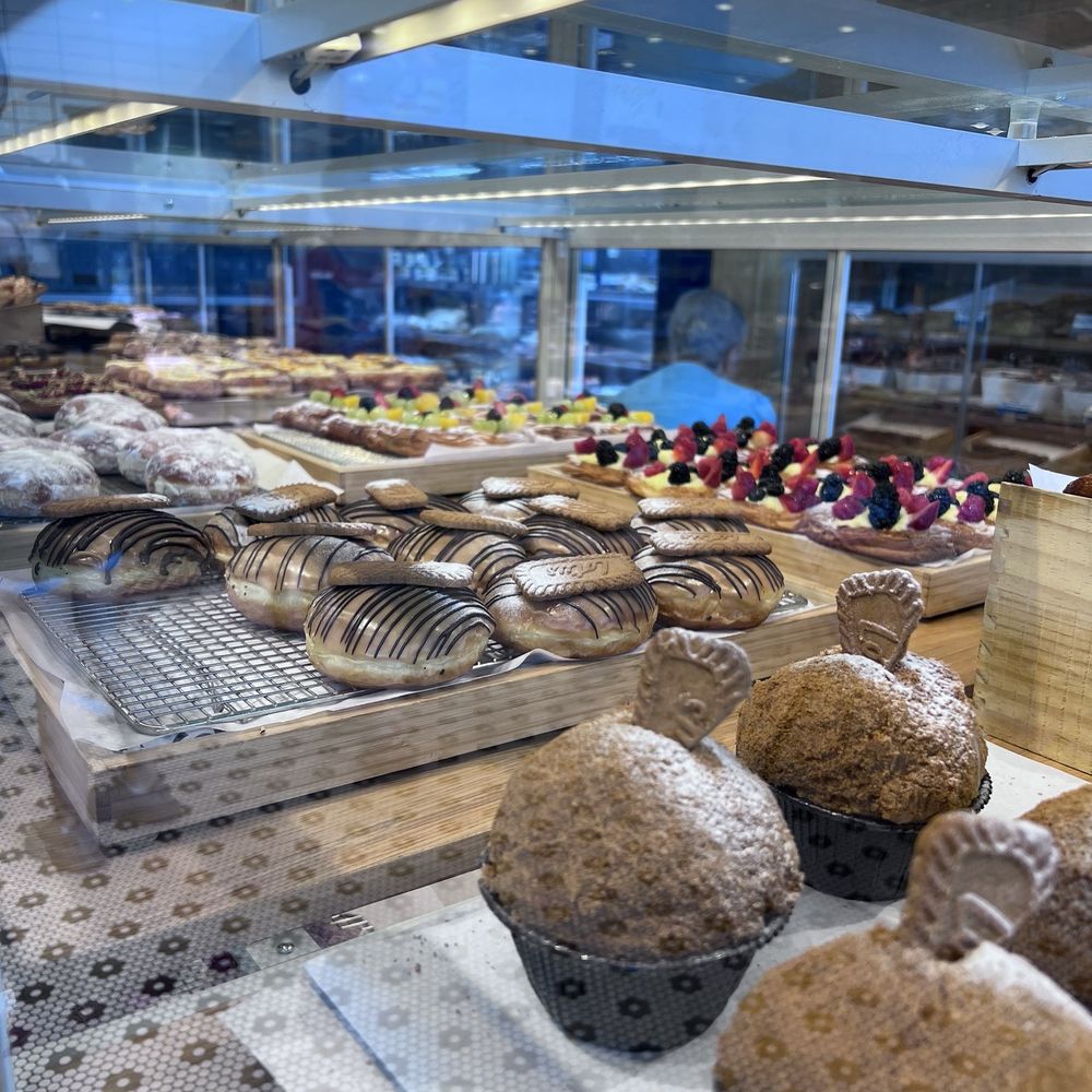 Paris Baguette - Deliciousness - Bakeries Near Me - Columbus, Ohio Paris Baguette - Deliciousness - Bakeries Near Me - Columbus, Ohio