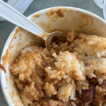Zippy's Kailua - Biggest rip off ever large chili bowl with rice 3/4 of the bowl was rice i swear like 2 tablespoons of chili this place is ridiculous - Diners Near Me - Kailua, Hawaii Zippy's Kailua - Biggest rip off ever large chili bowl with rice 3/4 of the bowl was rice i swear like 2 tablespoons of chili this place is ridiculous - Diners Near Me - Kailua, Hawaii