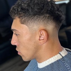 2Unique Barbershop