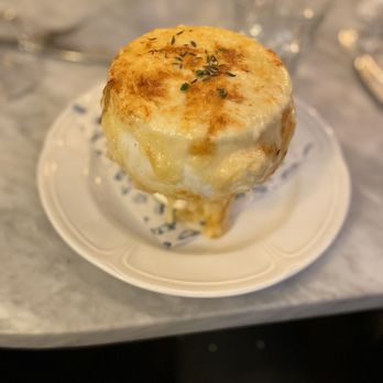 Justine - French onion soup. - French Near Me - New Orleans, Louisiana Justine - French onion soup. - French Near Me - New Orleans, Louisiana