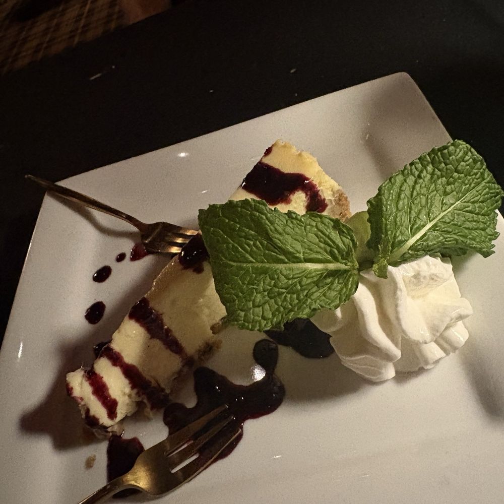 Huffmans Prime Steakhouse - Lemon Blueberrg cheesecake - Steakhouses Near Me - Parkersburg, West Virginia