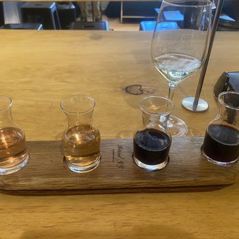 Barrel 33 - Wine Tasting Room Near Me - Big Bear Lake, California