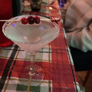 Sunset Overlook - White Christmas Holiday Special - Pubs Near Me - Columbia, Illinois