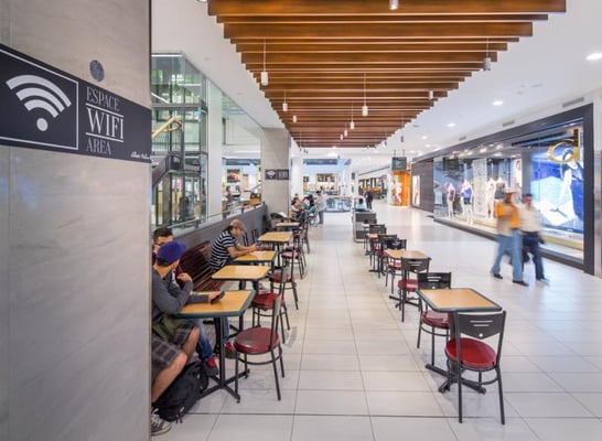 Alexis Nihon by null