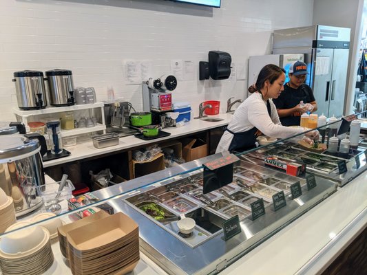 Poke Bar Atlantic Station by null