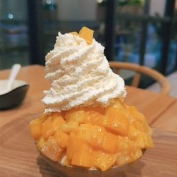 Mango Bingsu