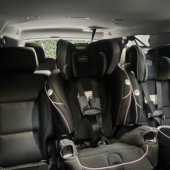 Leeds Limo - Car seats available upon request - Limos Near Me Leeds Limo - Car seats available upon request - Limos Near Me