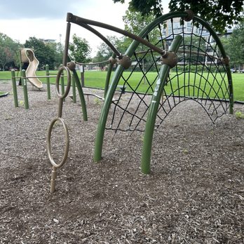 Reynolds Park - Parks Near Me - Madison, Wisconsin Reynolds Park - Parks Near Me - Madison, Wisconsin
