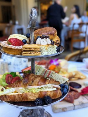 The Drawing Room by null