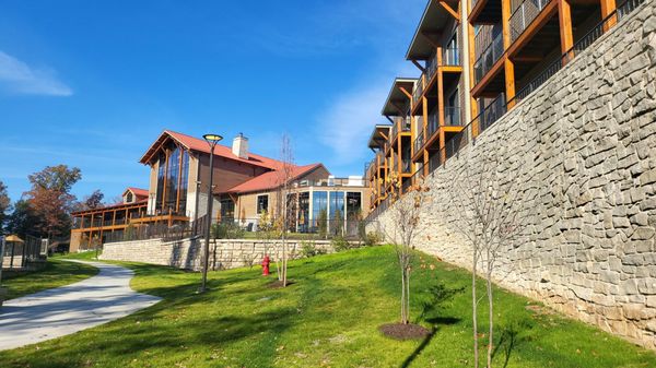 HOCKING HILLS LODGE AND CONFERENCE CENTER - Updated January 2025 - 33