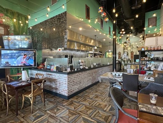 Kenz Egyptian-Mediterranean Restaurant by null