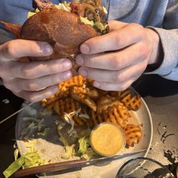 3 Pepper Bomb Burger