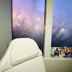 Skin Glo Aesthetics - This is your seat for personalized treatments that bring out your best glow.