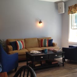Choice of dining table or sitting area.