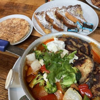 Pressed Cafe Seaport - Breakfast & Brunch Near Me - Boston, Massachusetts