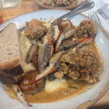Bearcat CBD - Shrimp and grits with crab claws and fried oysters - Coffee & Tea Near Me - New Orleans, Louisiana