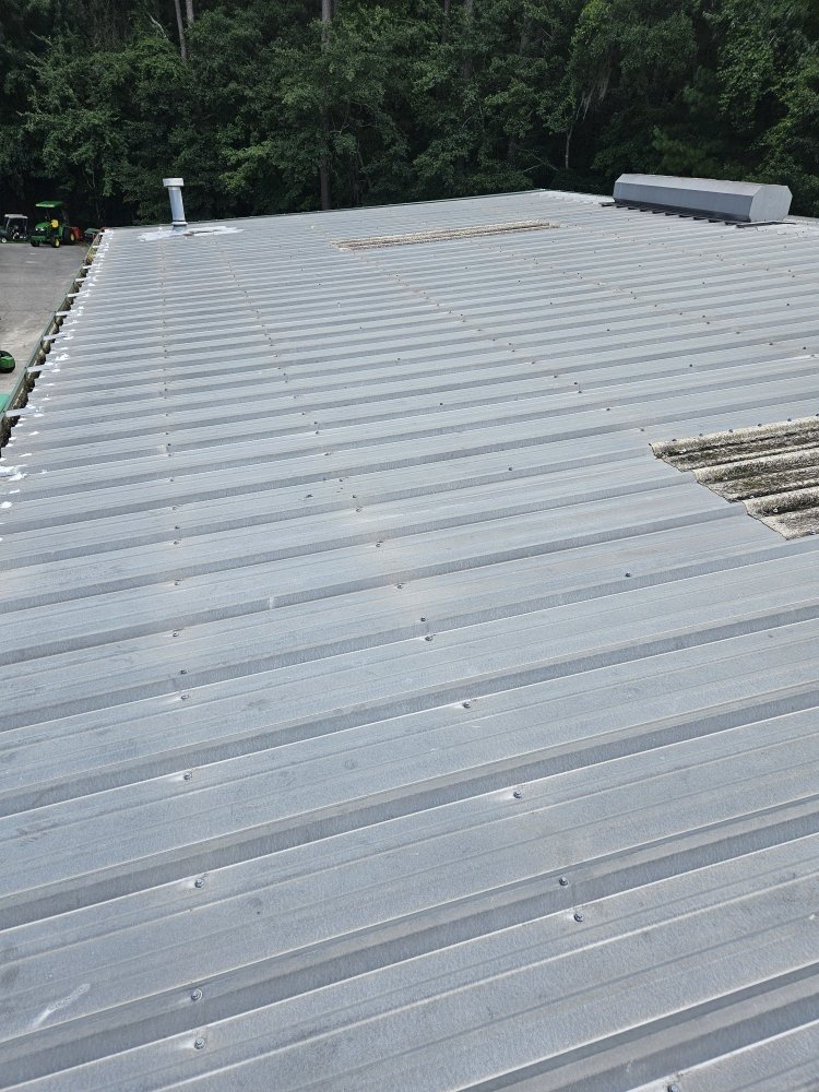 Slide of Master Elite Roofing