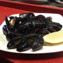Grilled mussels - 5.50€ Grilled mussels - 5.50€