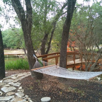 Rustic Ridge - Hotels Near Me - Canyon Lake, Texas