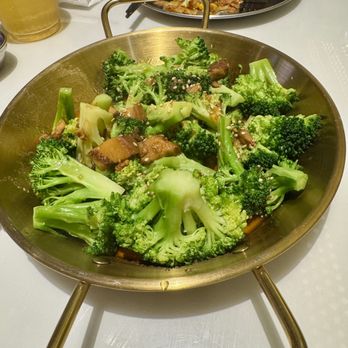 Mabu Generation - Taiwanese style braised broccoli with mined pork sauce - Asian Fusion Near Me - Chicago, Illinois Mabu Generation - Taiwanese style braised broccoli with mined pork sauce - Asian Fusion Near Me - Chicago, Illinois