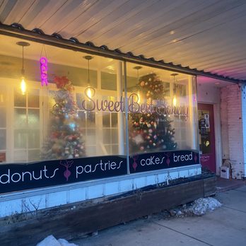 Sweet Beet Bakery - Storefront - Desserts Near Me - New Richmond, Wisconsin Sweet Beet Bakery - Storefront - Desserts Near Me - New Richmond, Wisconsin