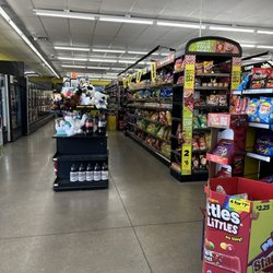 Dollar General - Entrance