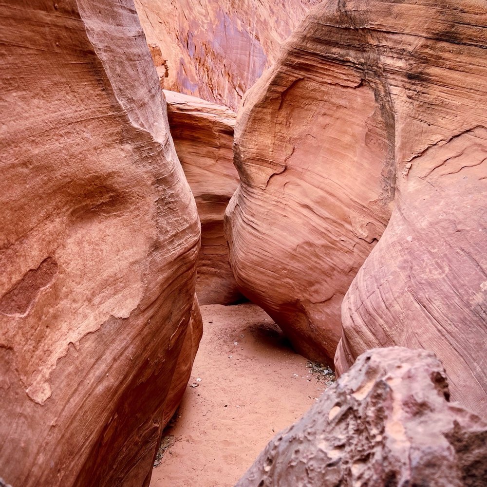 Leprechaun Canyon - This was my fave view of the hike! - Hiking Near Me - Hanksville, Utah Leprechaun Canyon - This was my fave view of the hike! - Hiking Near Me - Hanksville, Utah