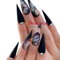 Obsession Beauty Salon & Spa - Uvgel nail art