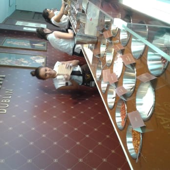 Magnum Pleasure Store Arnotts - Ice Cream & Frozen Yogurt Near Me - Dublin, D