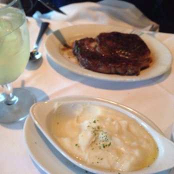 Ruth's Chris Steak House - Steakhouses Near Me - Pasadena, California