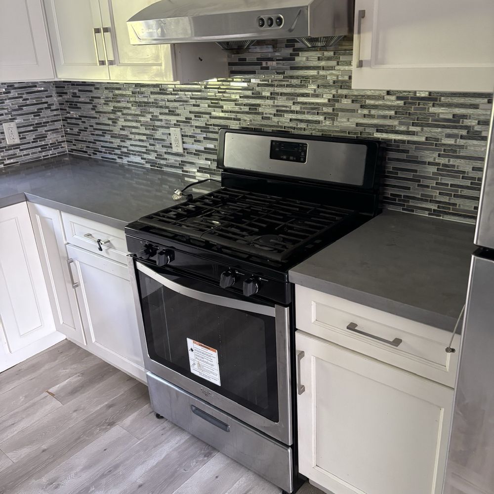 Squeaky Clean - Home Cleaning Near Me Squeaky Clean - Home Cleaning Near Me