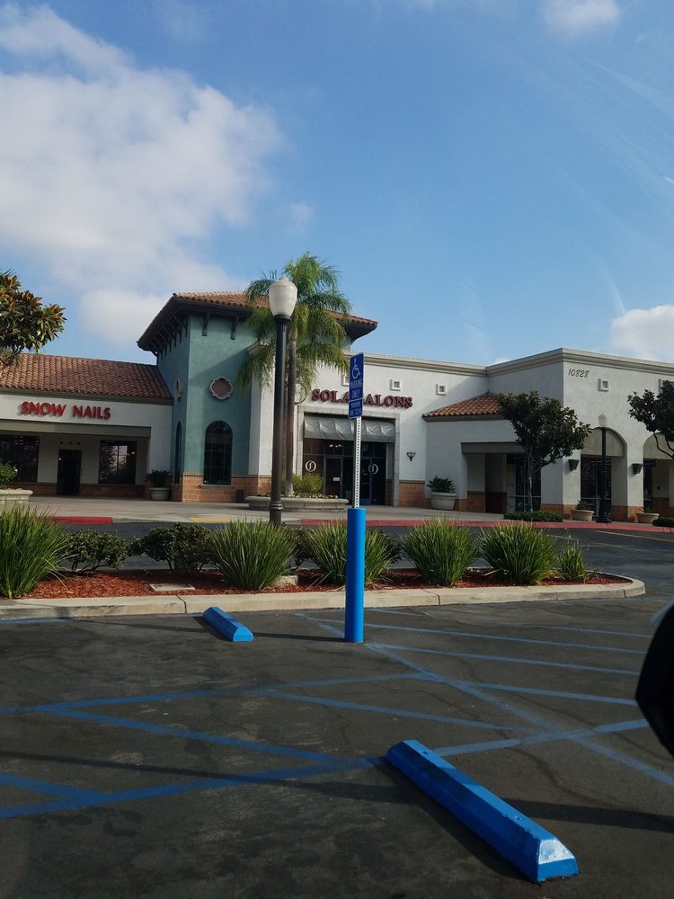 PRIVE HAIR STUDIO SOLA SALON STUDIOS 10828 Foothill Blvd, Rancho Cucamonga, California