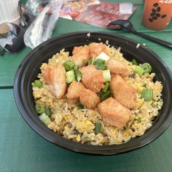 Peruvian Bowl - Asian Bowl with chicken was very good and a great alternative to typical beach boardwalk food. - Poke Near Me - Venice, California Peruvian Bowl - Asian Bowl with chicken was very good and a great alternative to typical beach boardwalk food. - Poke Near Me - Venice, California