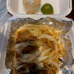 Chicken and shrimp taco with pineapple Chicken and shrimp taco with pineapple
