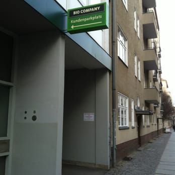 Bio Company - Einfahrt zum Kundenparkplatz. - Organic Stores Near Me - Berlin, BE