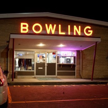 Rollaway Lanes - Bowling Near Me - Ware, Massachusetts
