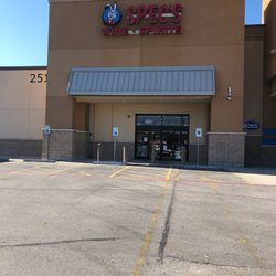 Spec's Wines, Spirits & Finer Foods - Entrance